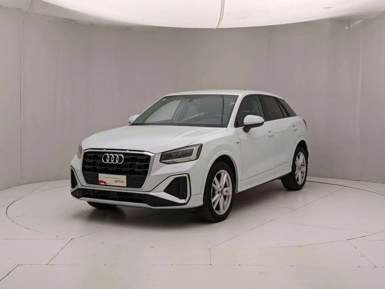 Photo 1 : Audi Q2 2023 Diesel