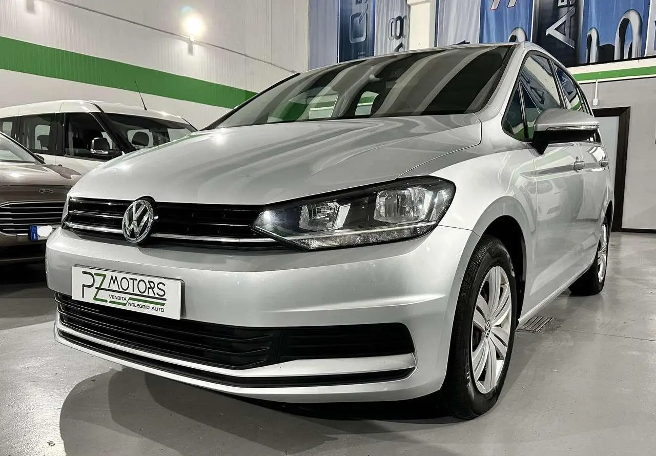 Photo 1 : Volkswagen Touran 2019 Diesel