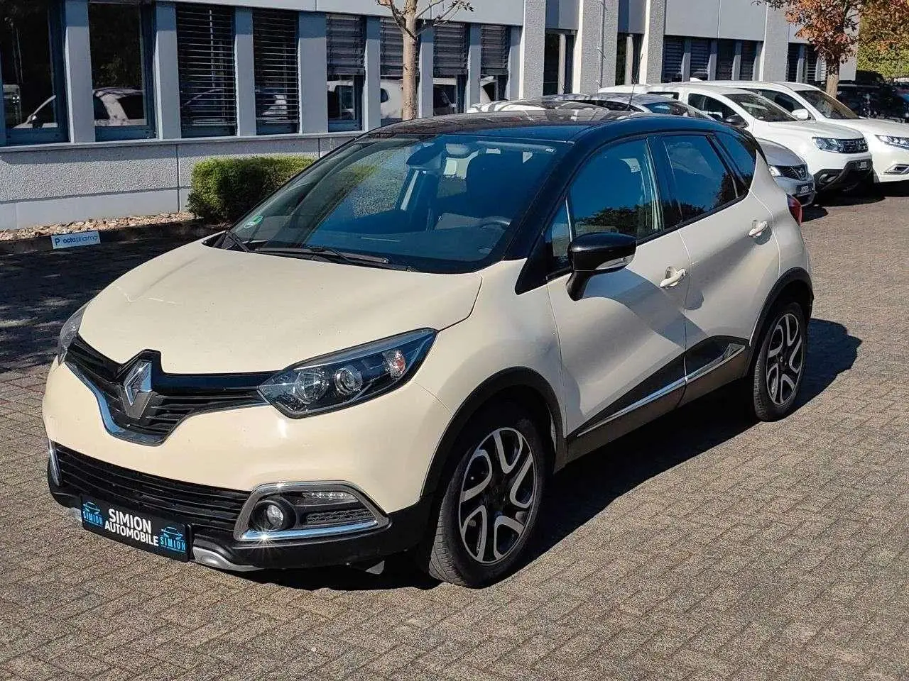 Photo 1 : Renault Captur 2016 Petrol