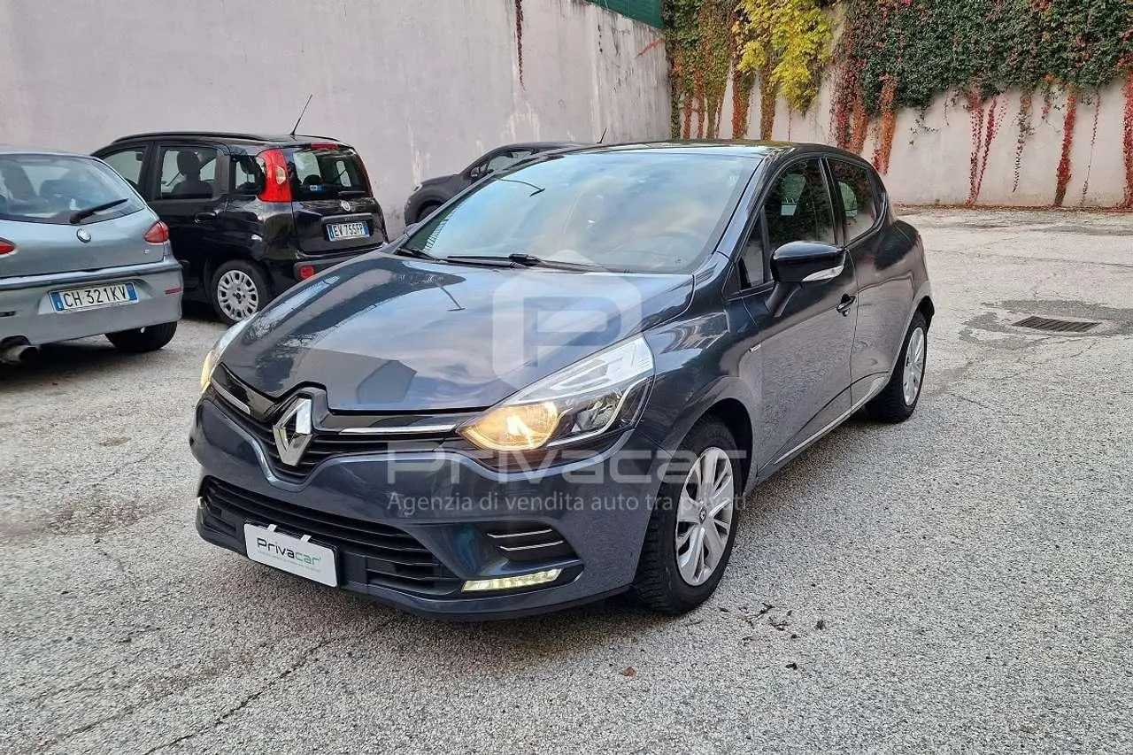 Photo 1 : Renault Clio 2018 Petrol