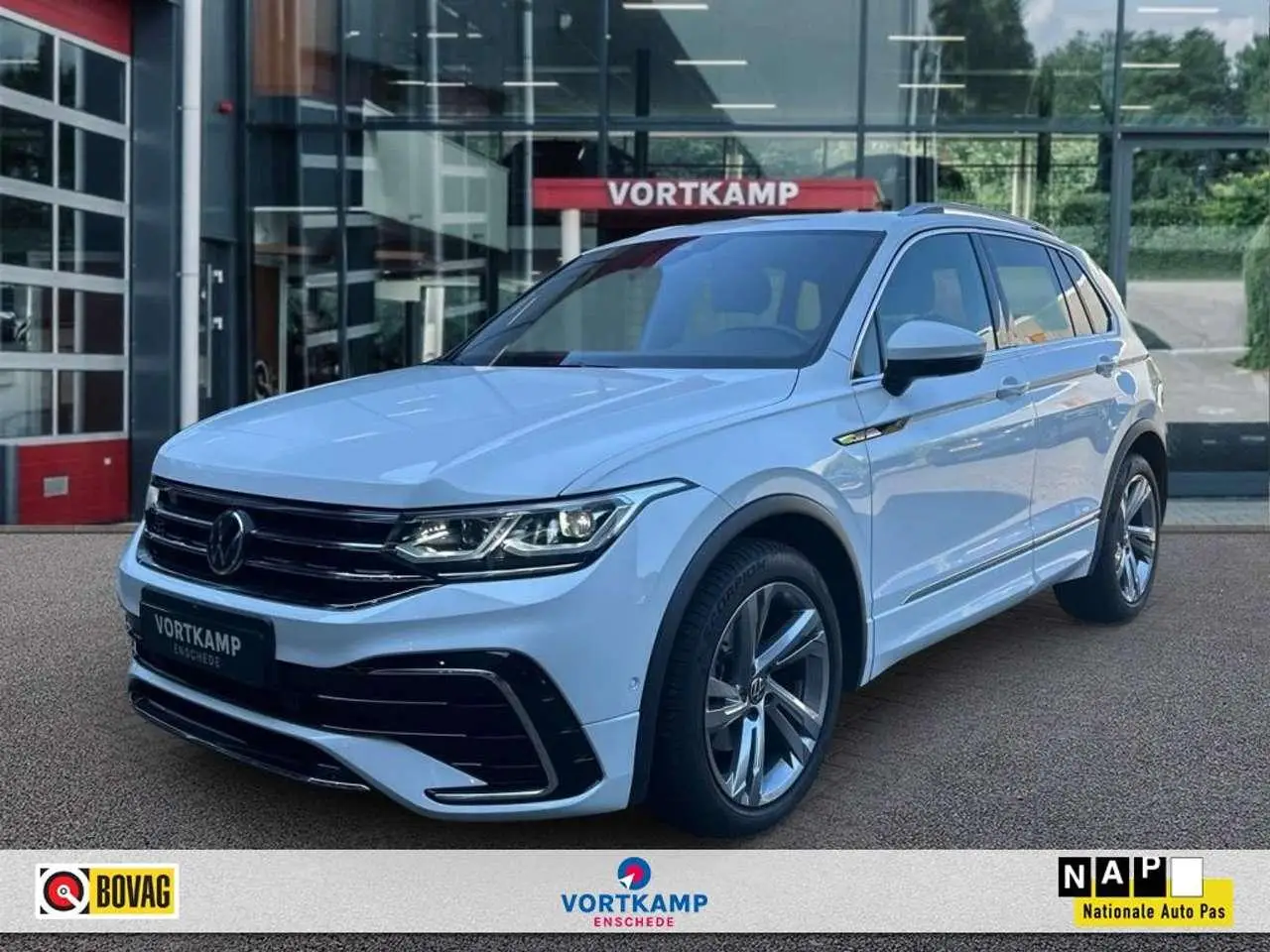 Photo 1 : Volkswagen Tiguan 2021 Petrol