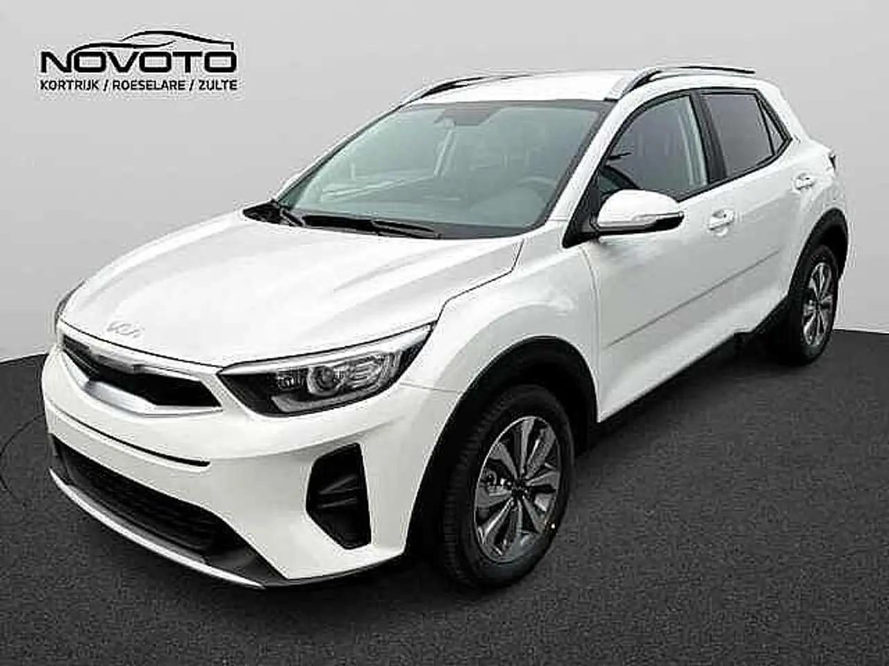 Photo 1 : Kia Stonic 2024 Petrol