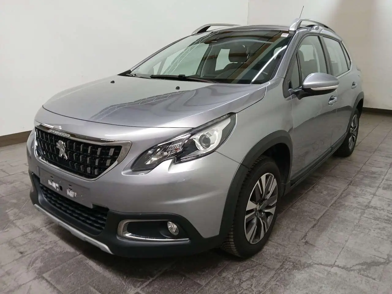 Photo 1 : Peugeot 2008 2017 Petrol