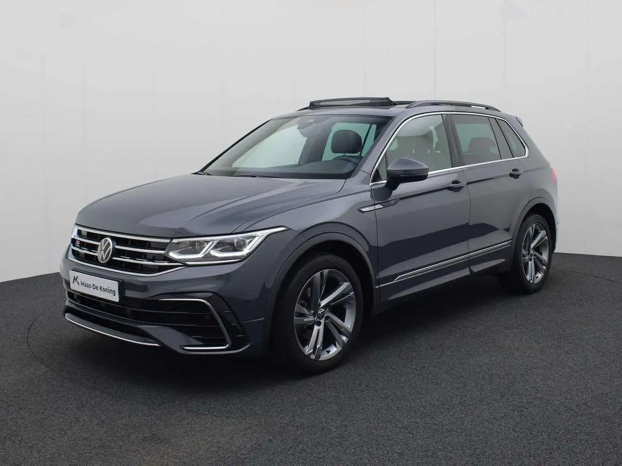 Photo 1 : Volkswagen Tiguan 2021 Essence