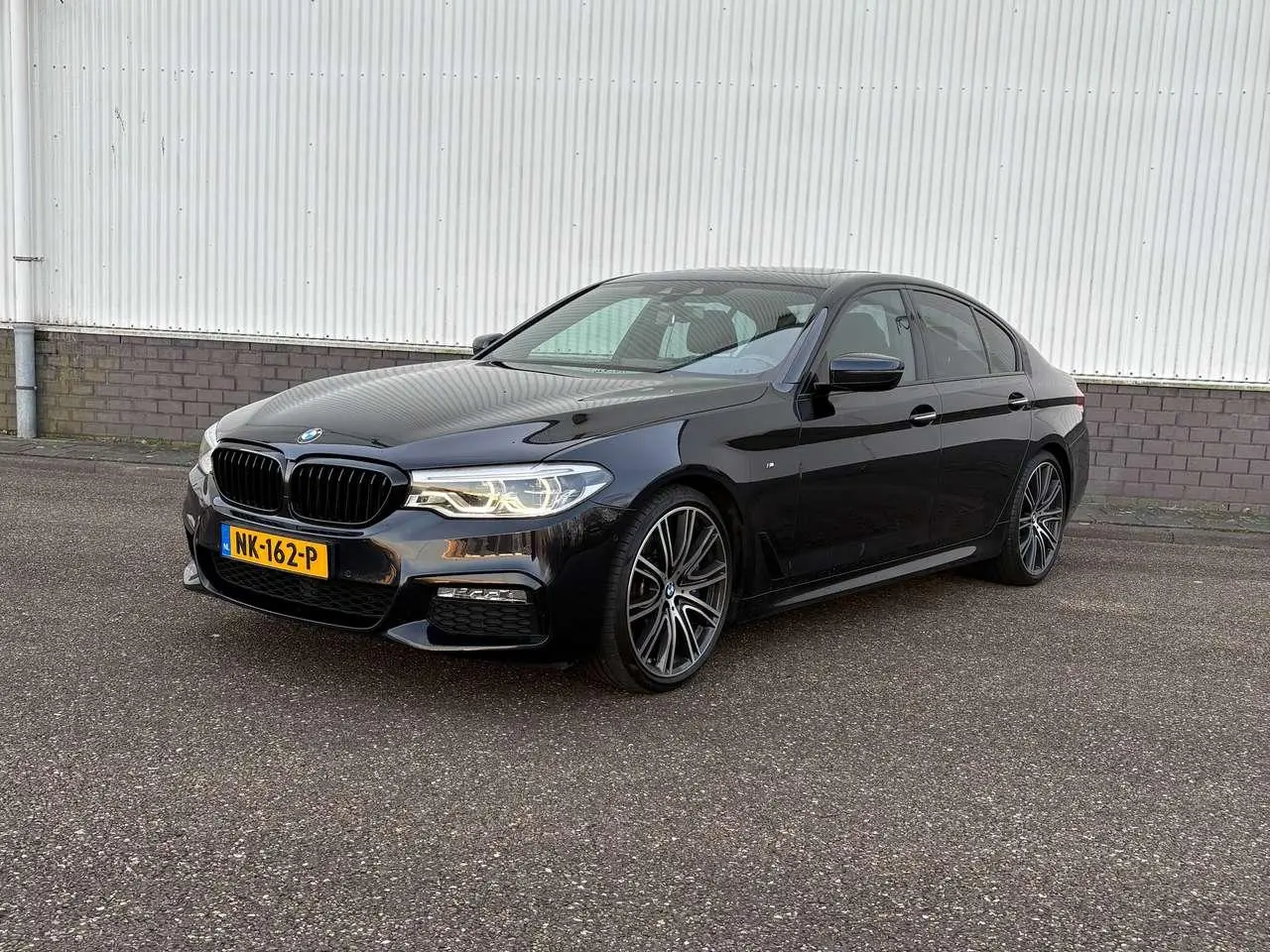 Photo 1 : Bmw Serie 5 2017 Petrol