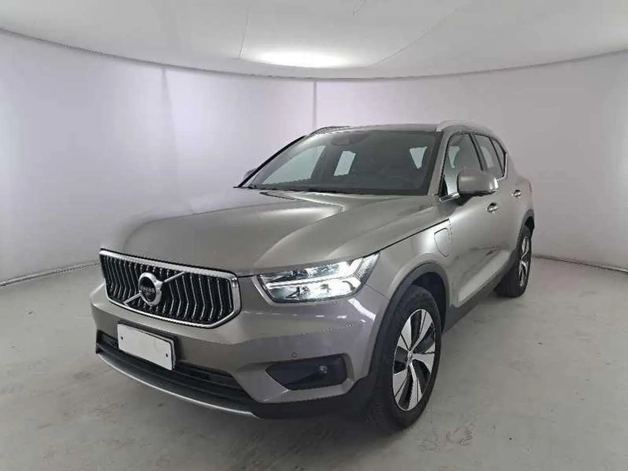 Photo 1 : Volvo Xc40 2021 Hybrid