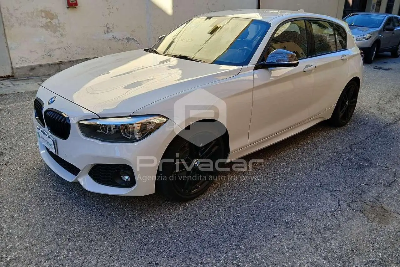 Photo 1 : Bmw Serie 1 2018 Petrol