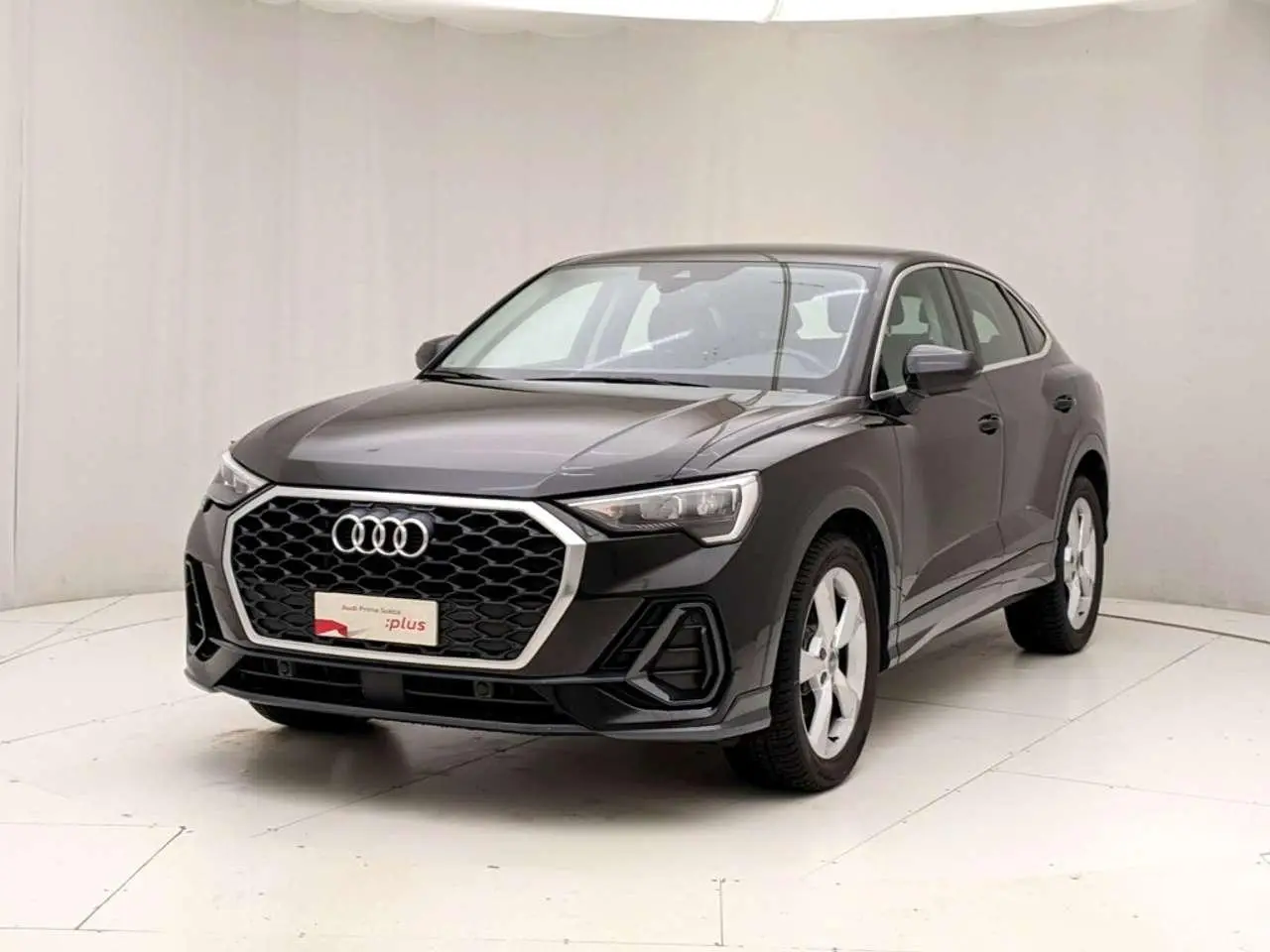 Photo 1 : Audi Q3 2019 Diesel