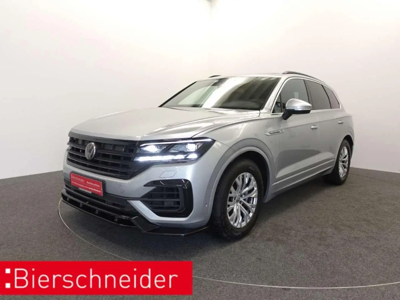 Photo 1 : Volkswagen Touareg 2018 Diesel