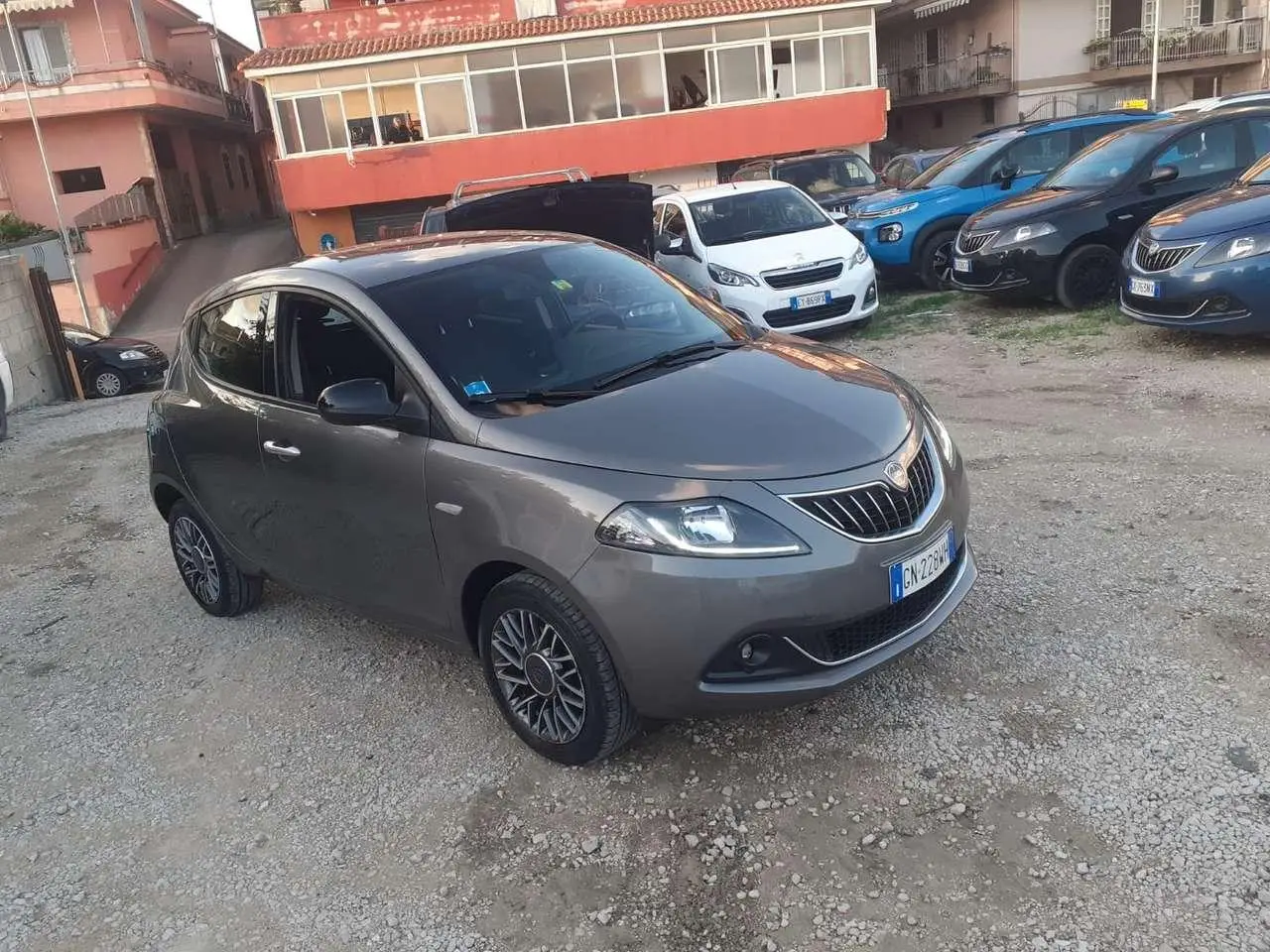 Photo 1 : Lancia Ypsilon 2023 Hybrid