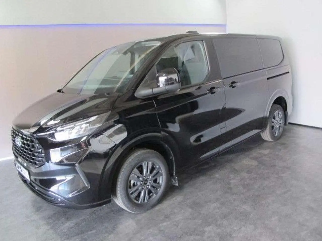 Photo 1 : Ford Tourneo 2024 Diesel