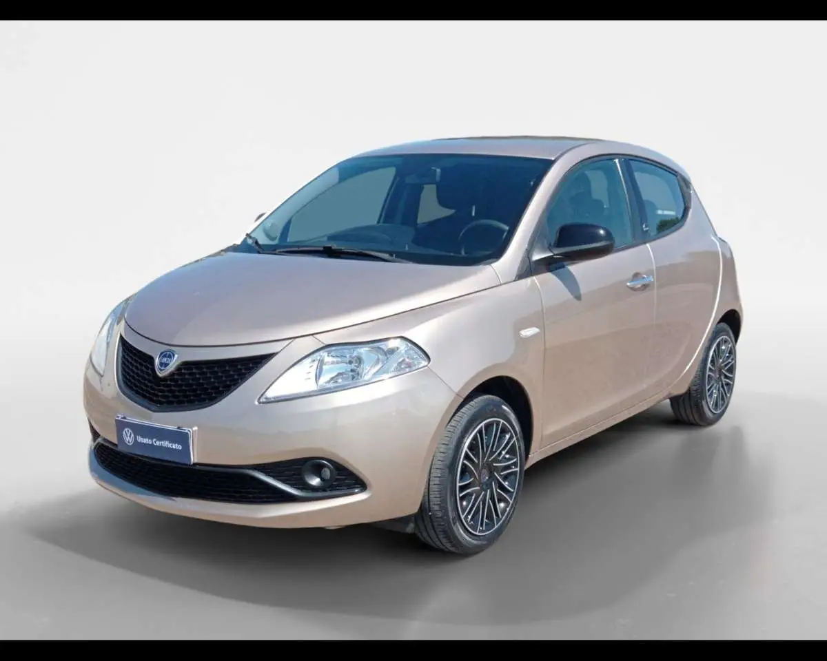 Photo 1 : Lancia Ypsilon 2021 Hybride