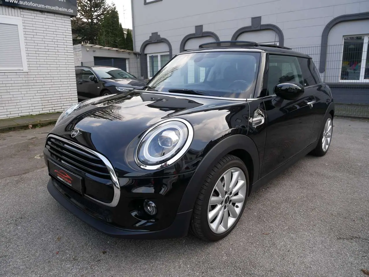 Photo 1 : Mini Cooper 2019 Petrol