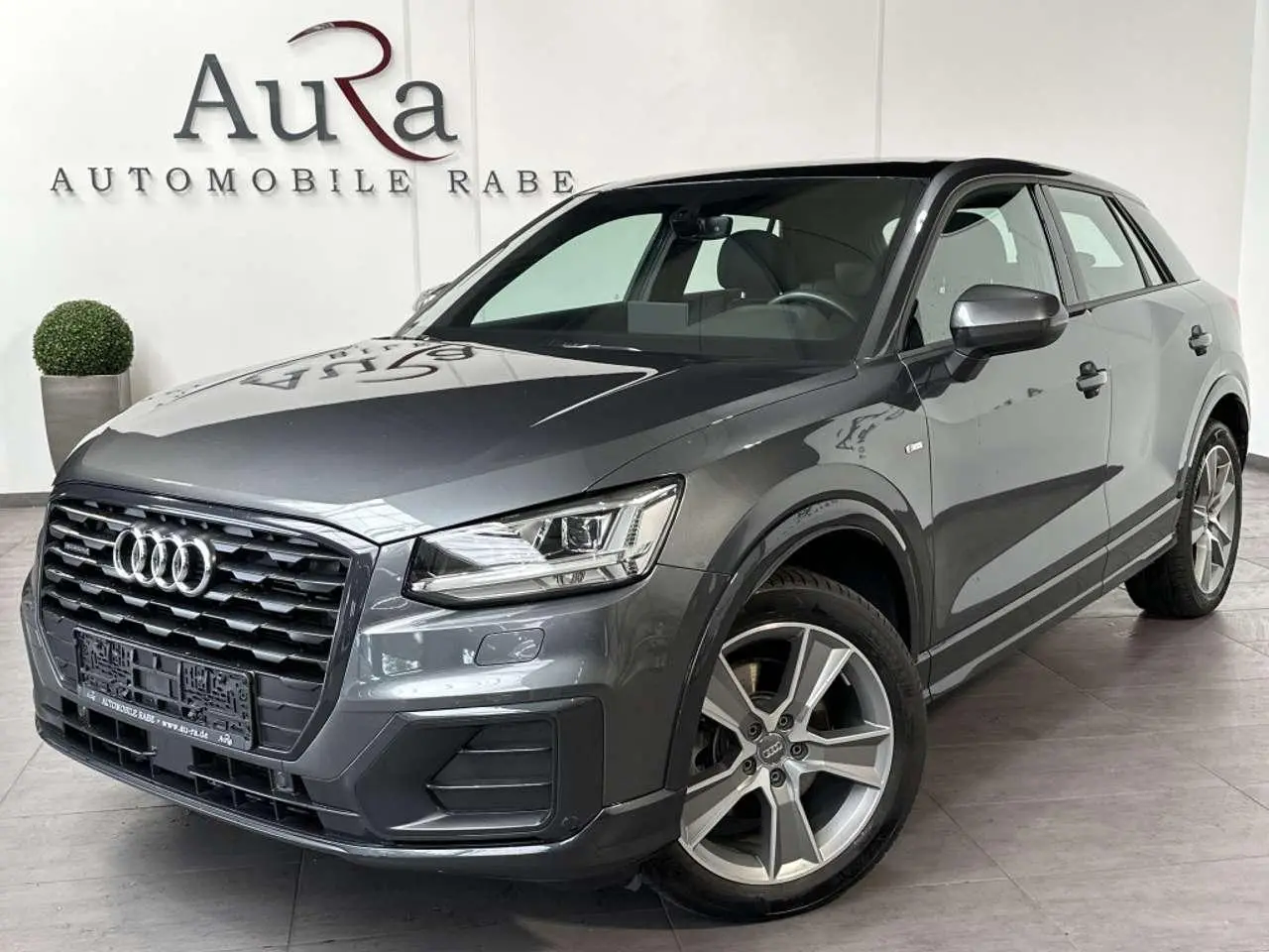 Photo 1 : Audi Q2 2019 Petrol