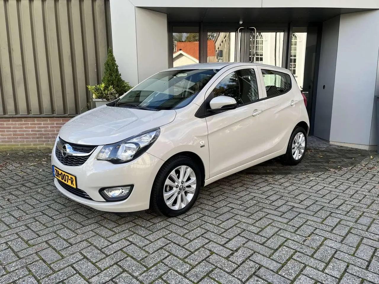 Photo 1 : Opel Karl 2019 Petrol