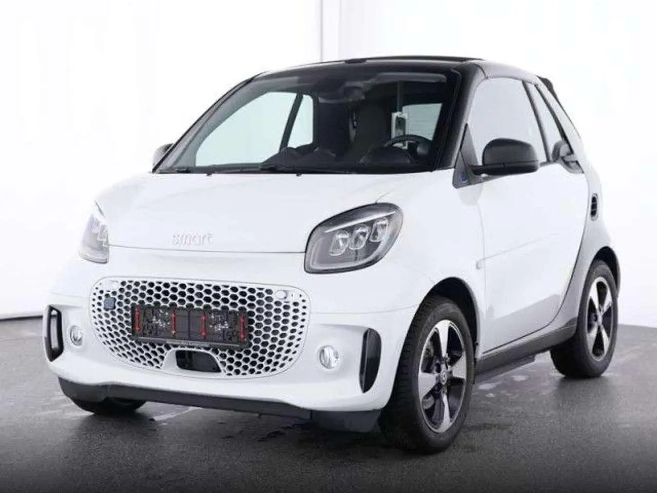 Photo 1 : Smart Fortwo 2023 Électrique