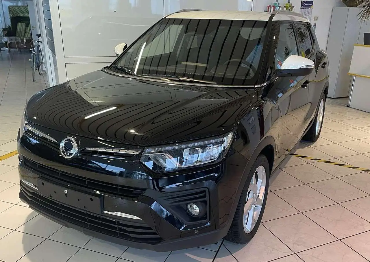 Photo 1 : Ssangyong Tivoli 2024 Essence