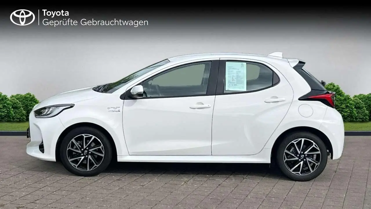 Photo 1 : Toyota Yaris 2021 Hybride