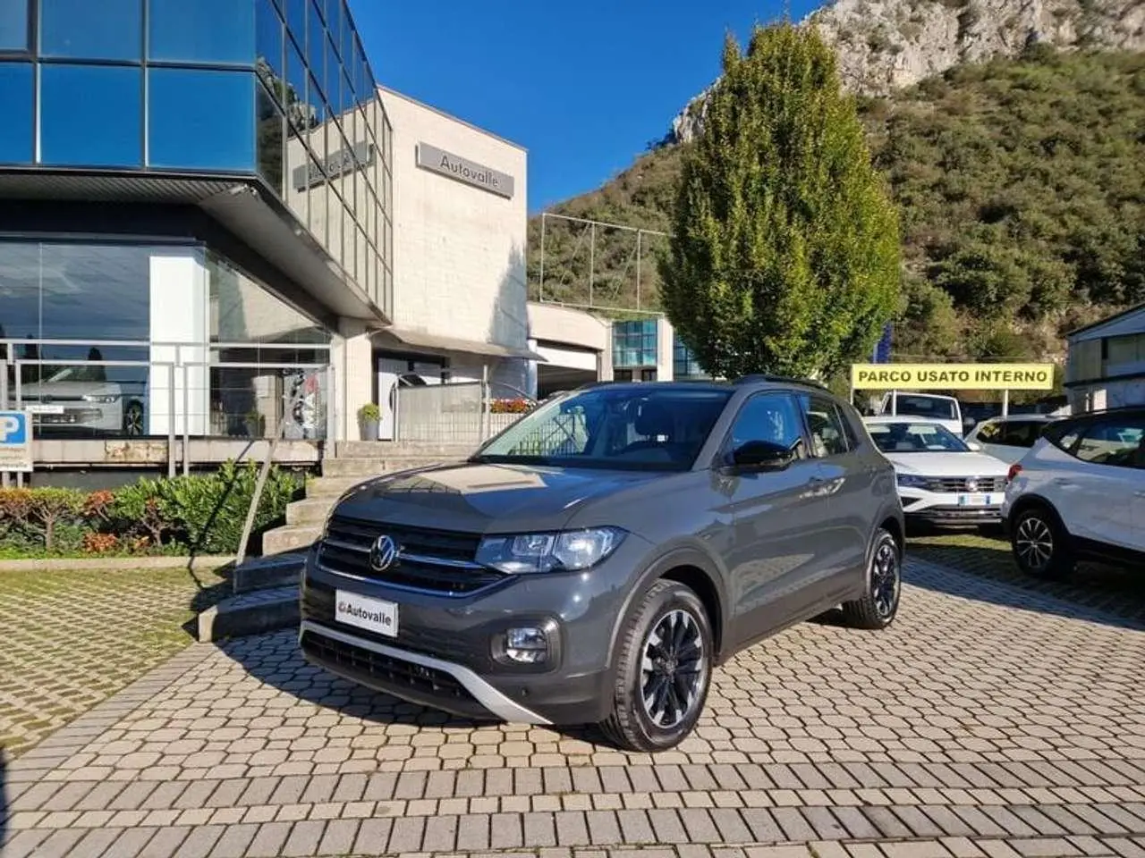 Photo 1 : Volkswagen T-cross 2021 Petrol