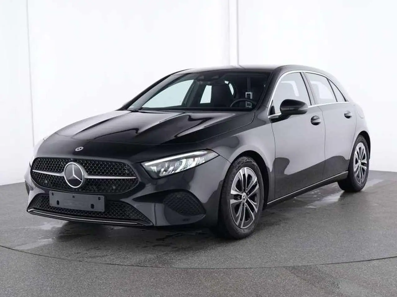 Photo 1 : Mercedes-benz Classe A 2023 Essence