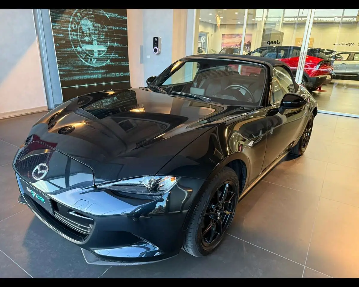 Photo 1 : Mazda Mx-5 2024 Essence