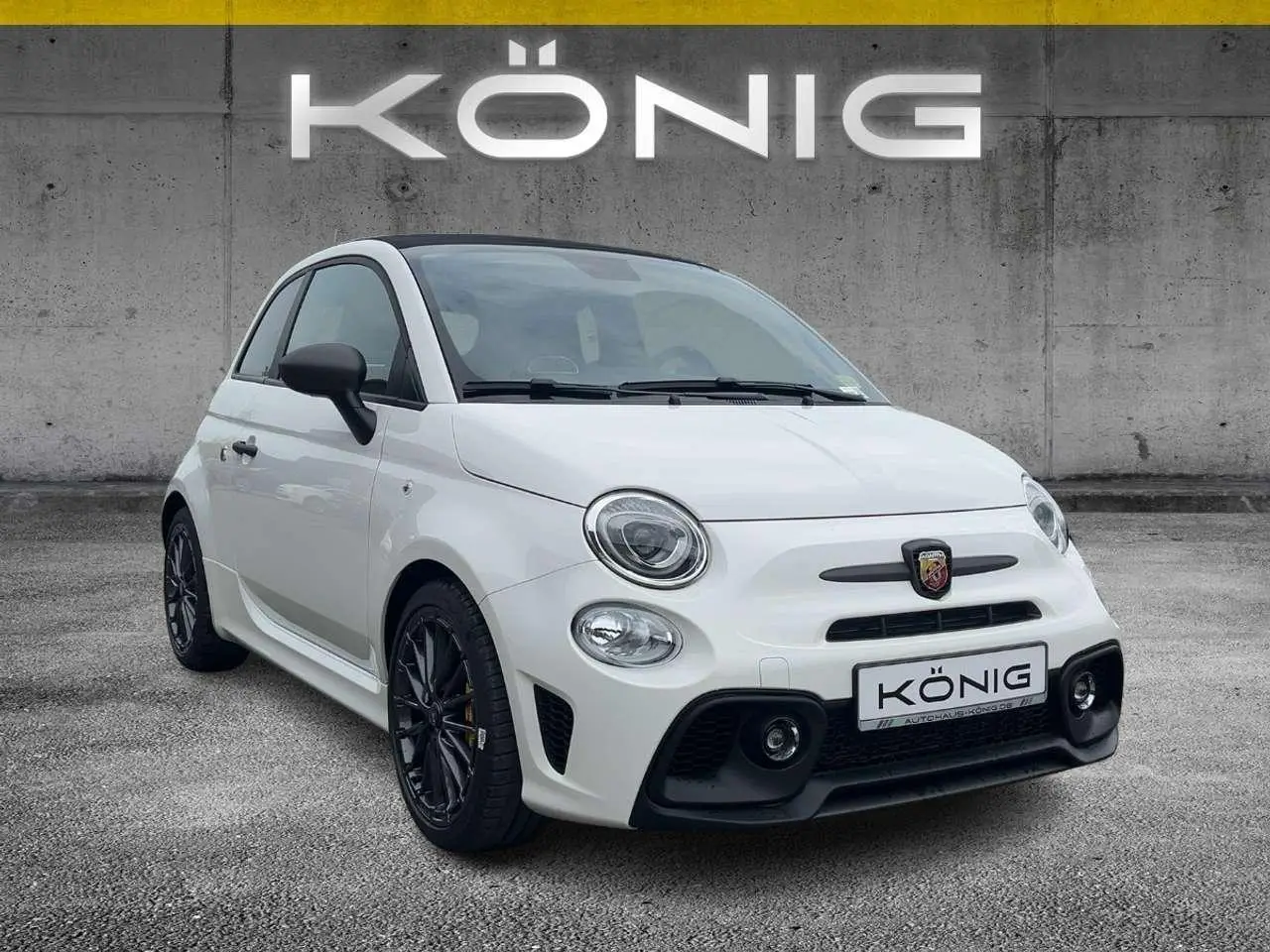 Photo 1 : Abarth 695 2024 Petrol