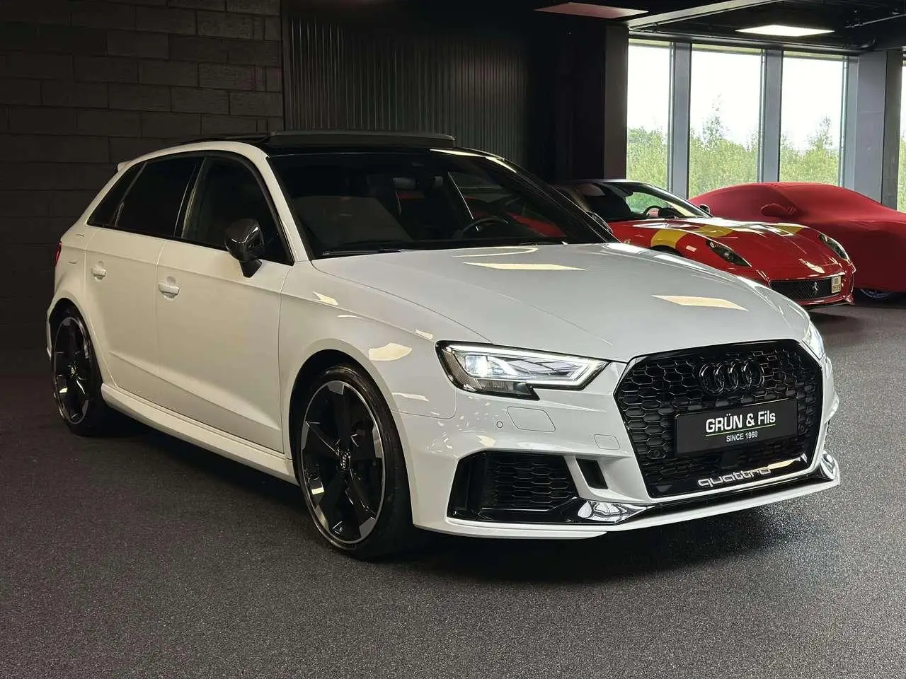 Photo 1 : Audi Rs3 2019 Petrol