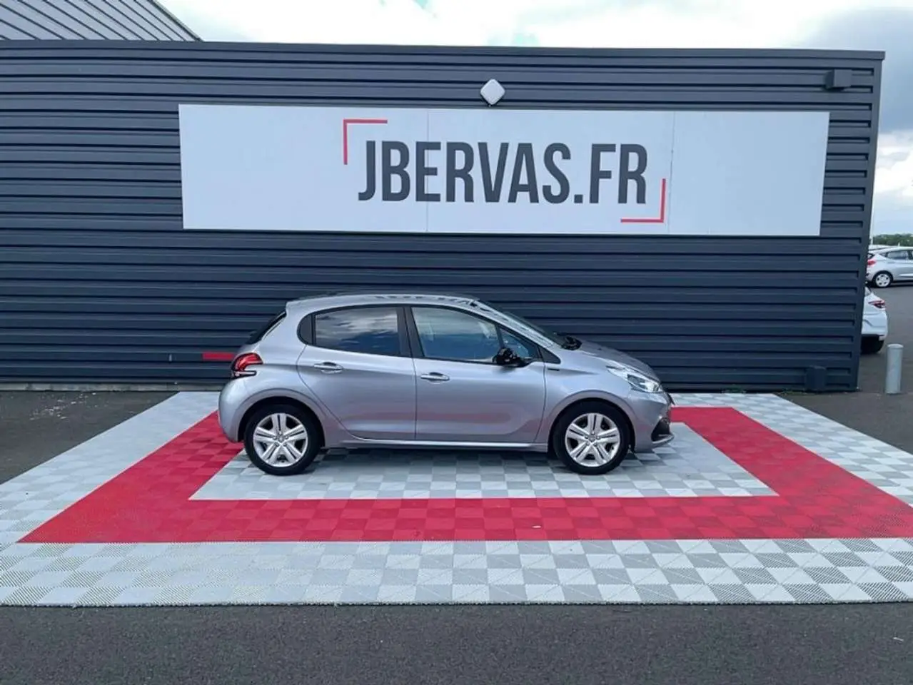 Photo 1 : Peugeot 208 2019 Petrol