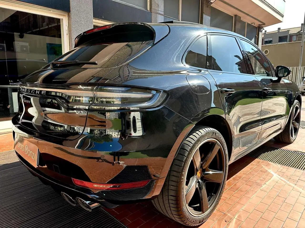 Photo 1 : Porsche Macan 2019 Essence