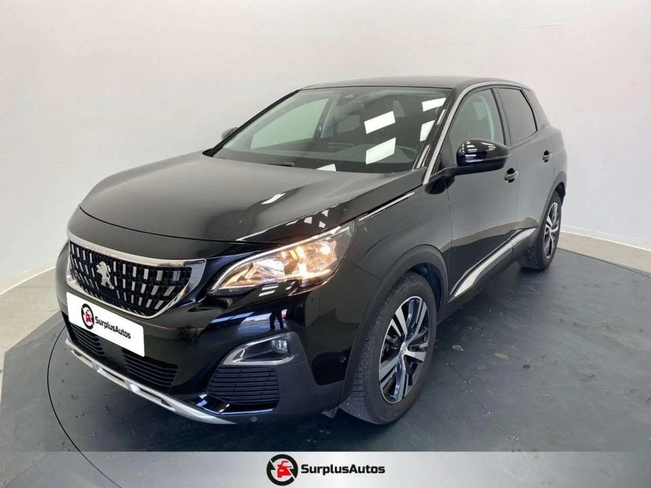 Photo 1 : Peugeot 3008 2019 Essence