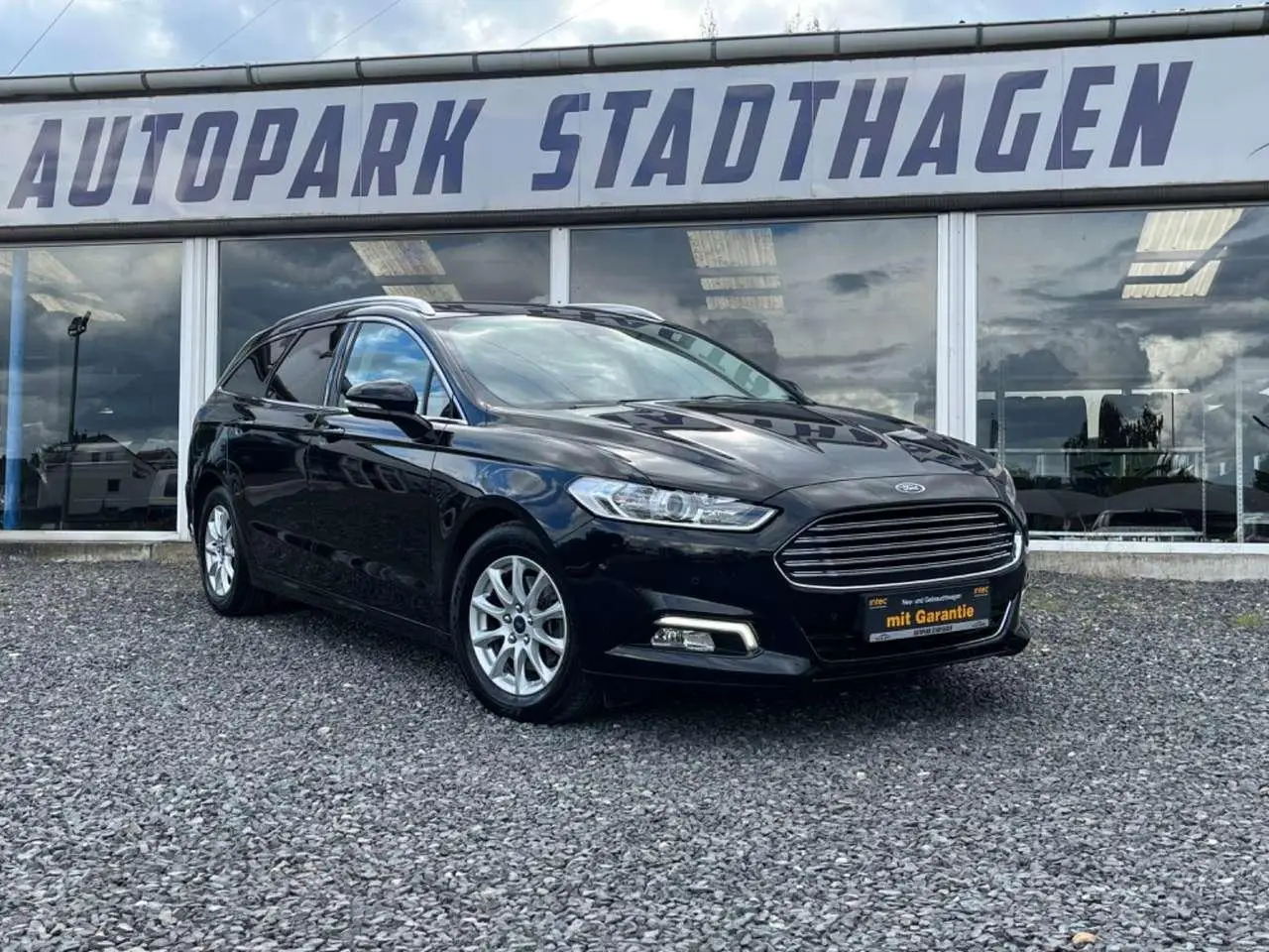 Photo 1 : Ford Mondeo 2018 Petrol