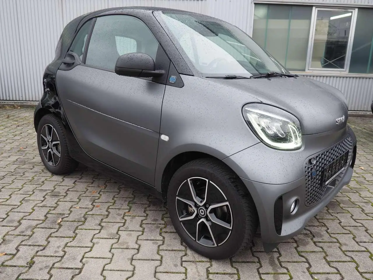 Photo 1 : Smart Fortwo 2021 Électrique