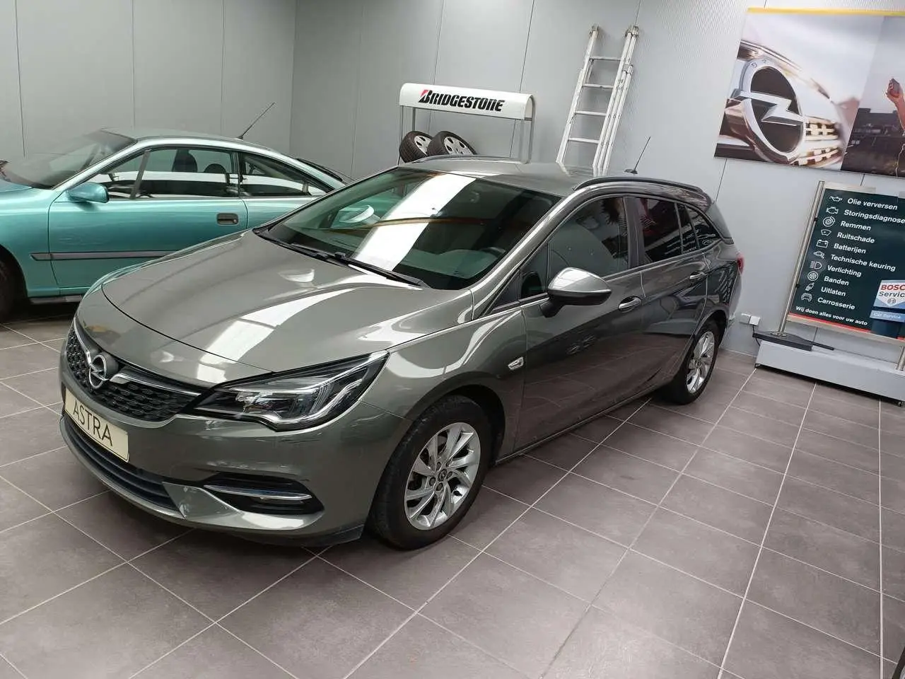 Photo 1 : Opel Astra 2020 Petrol