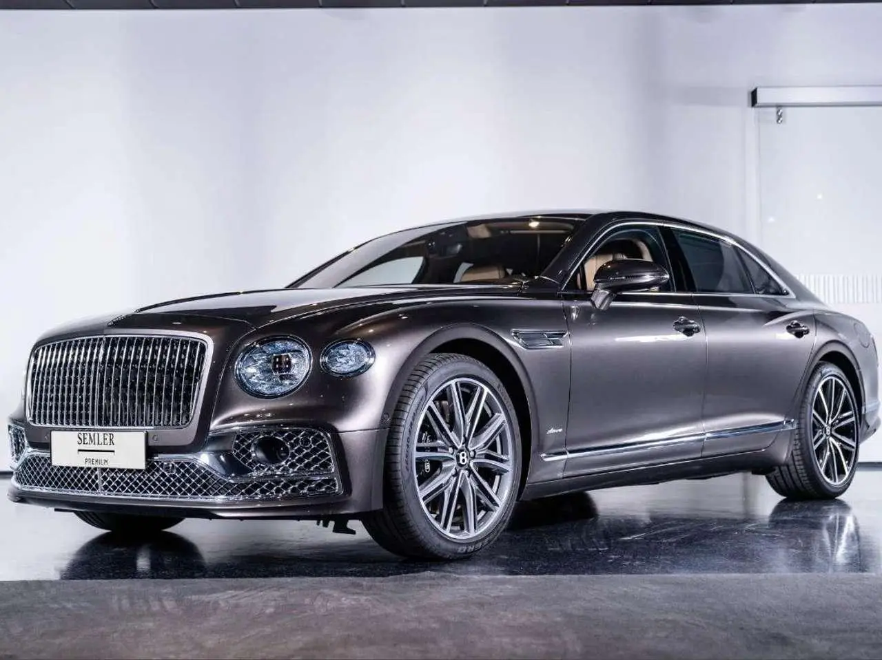 Photo 1 : Bentley Flying Spur 2023 Essence