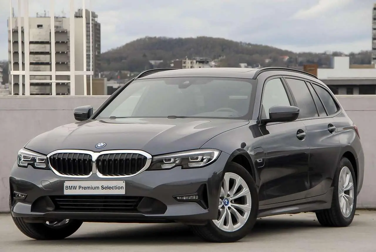 Photo 1 : Bmw Serie 3 2022 Hybrid