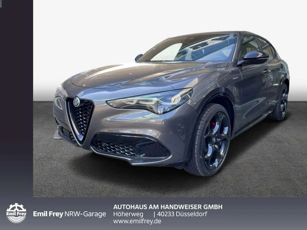 Photo 1 : Alfa Romeo Stelvio 2023 Petrol