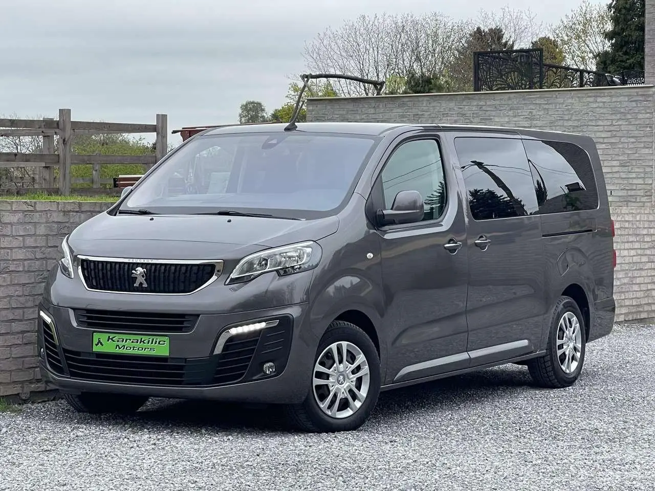 Photo 1 : Peugeot Traveller 2018 Diesel