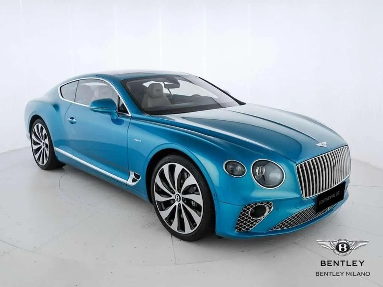 Photo 1 : Bentley Continental 2023 Essence