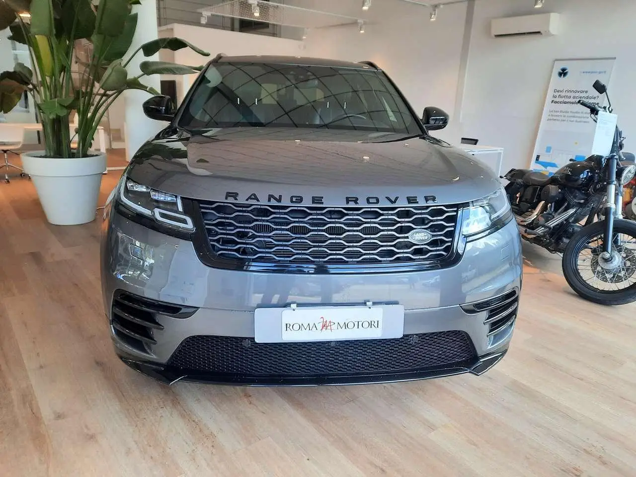 Photo 1 : Land Rover Range Rover Velar 2018 Diesel