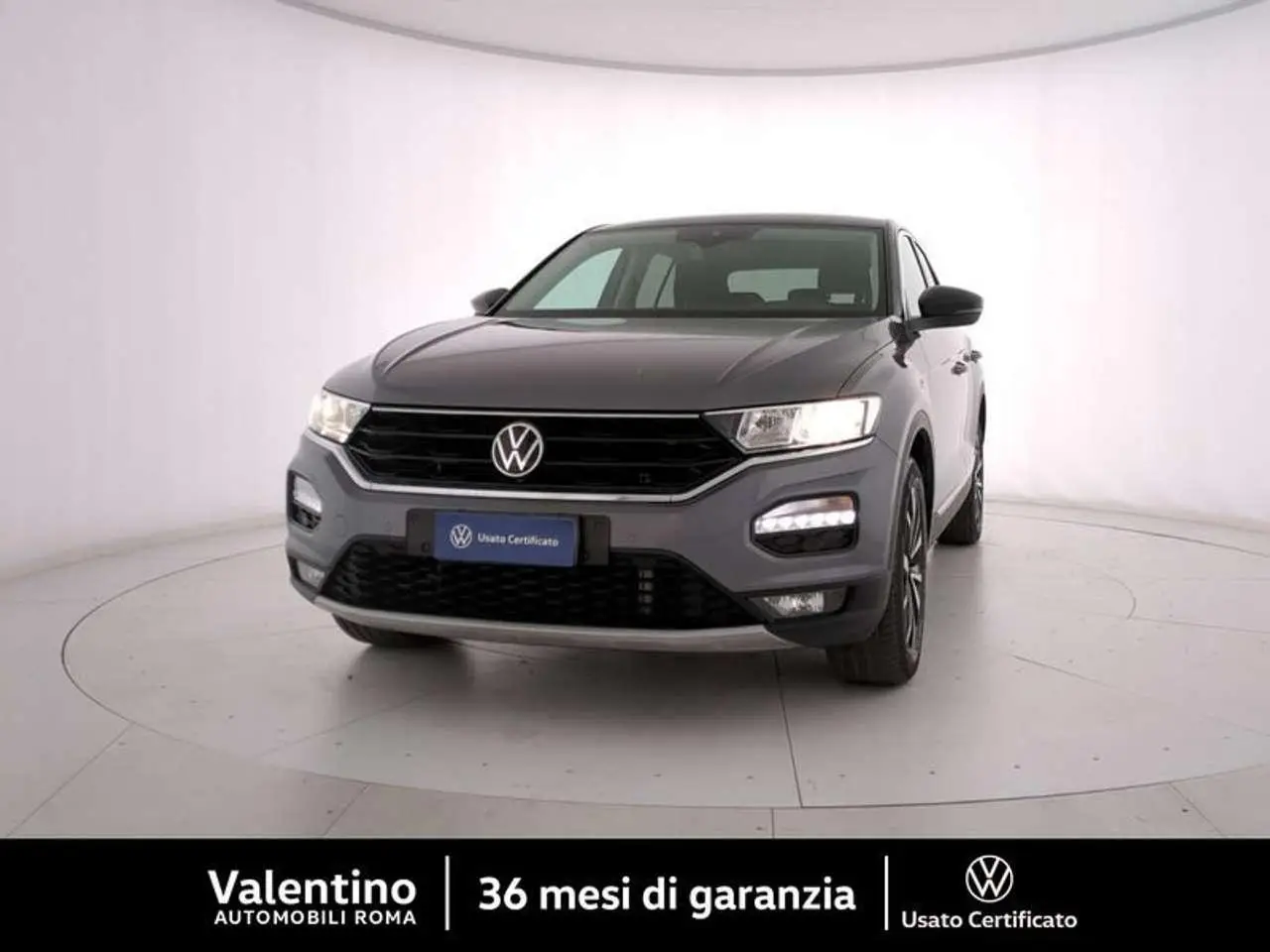 Photo 1 : Volkswagen T-roc 2021 Essence