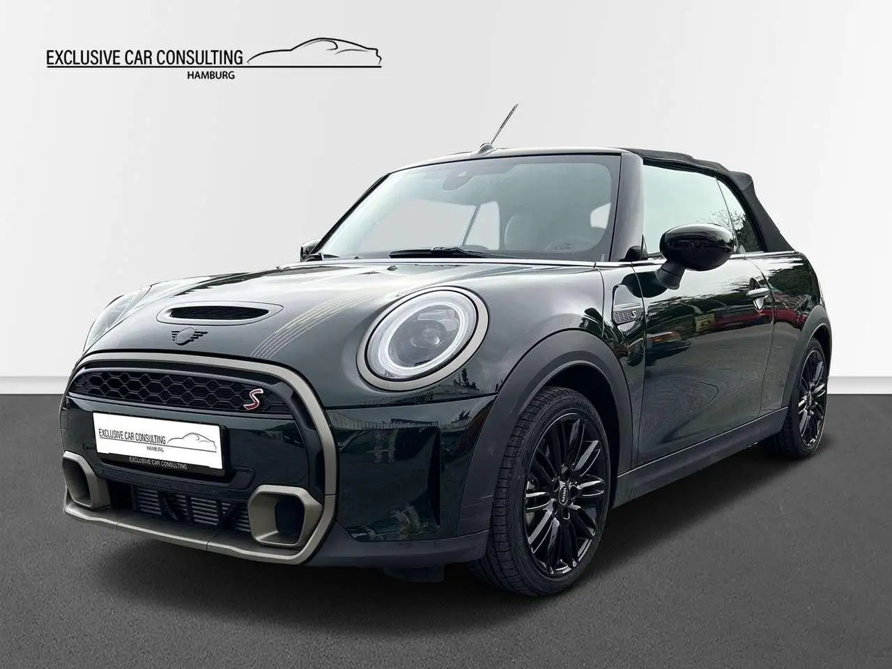 Photo 1 : Mini Cooper 2023 Petrol