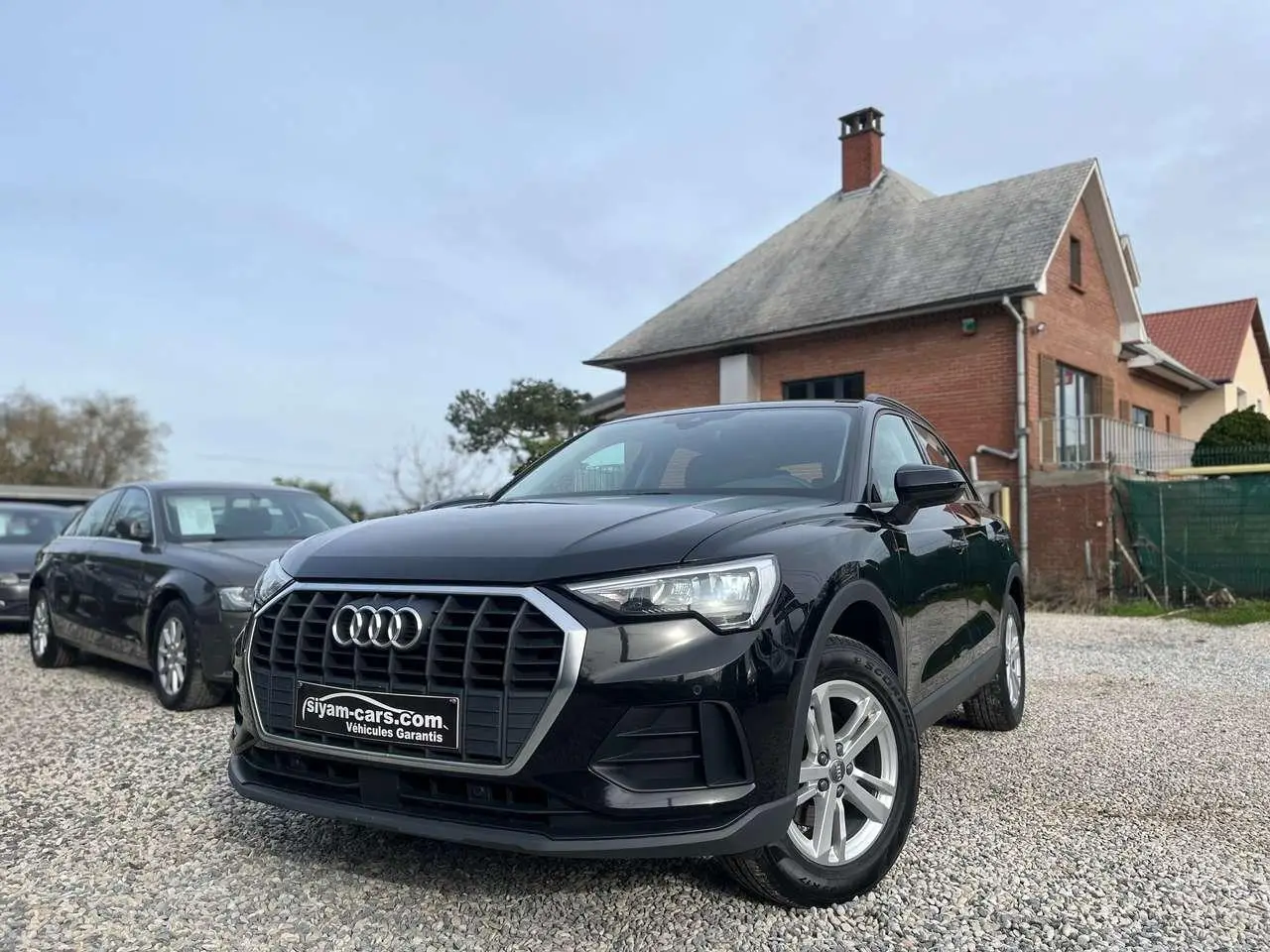 Photo 1 : Audi Q3 2019 Petrol