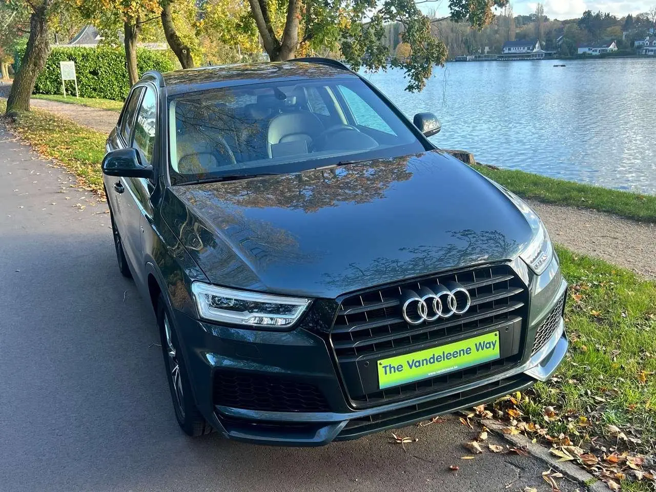 Photo 1 : Audi Q3 2018 Petrol