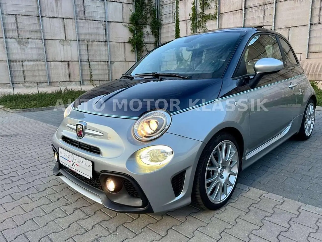 Photo 1 : Abarth 695 2018 Petrol