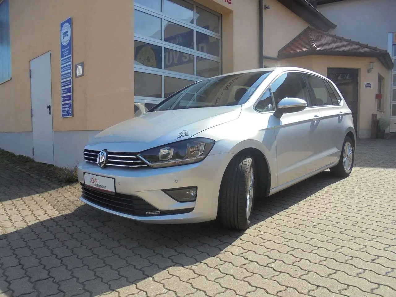 Photo 1 : Volkswagen Golf 2016 Petrol