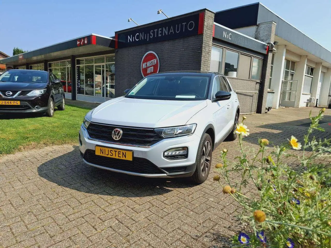 Photo 1 : Volkswagen T-roc 2020 Petrol