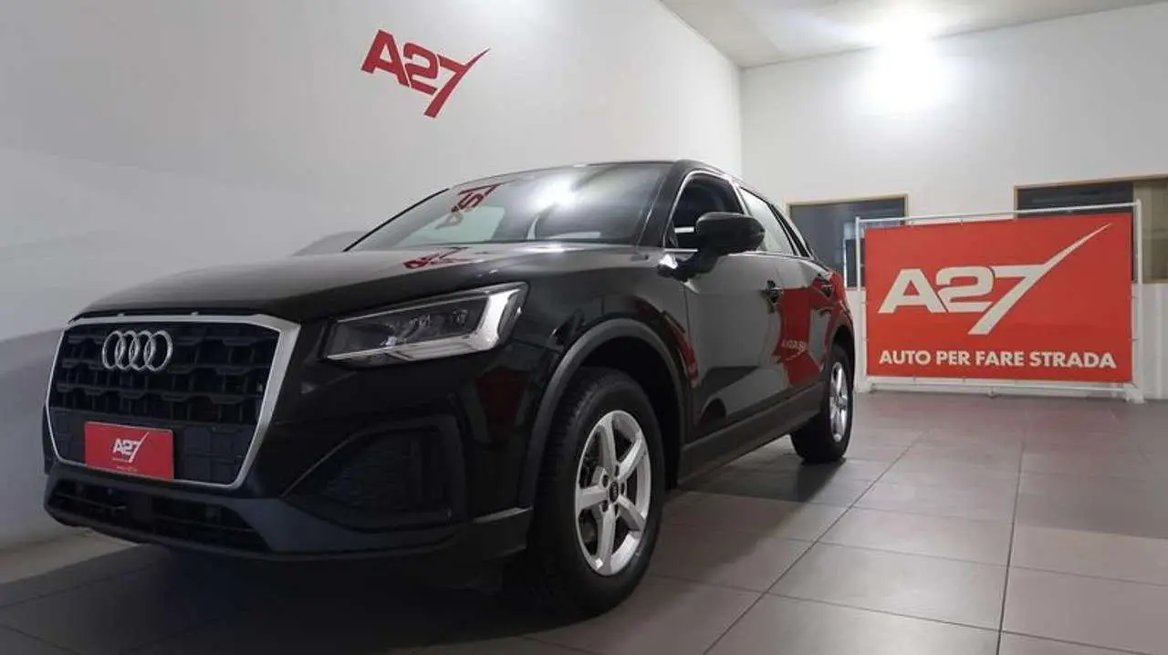 Photo 1 : Audi Q2 2022 Petrol