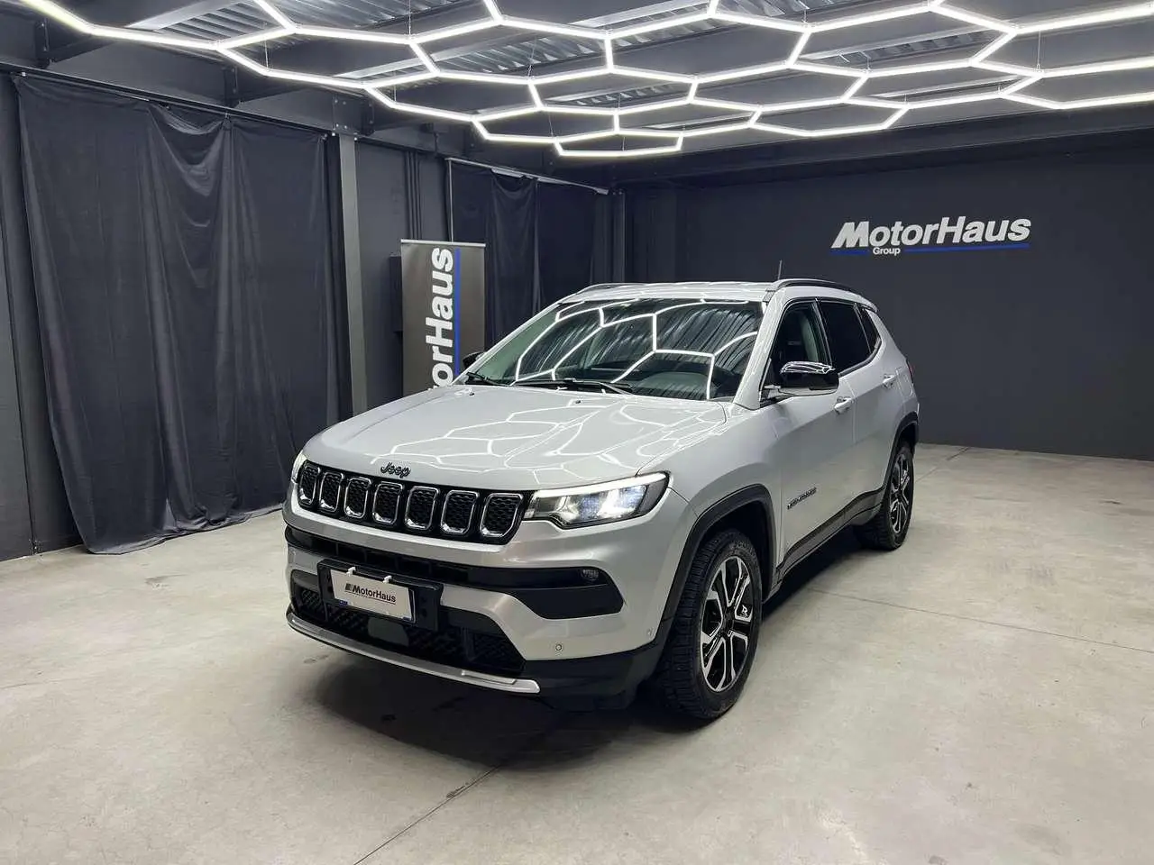 Photo 1 : Jeep Compass 2021 Hybride