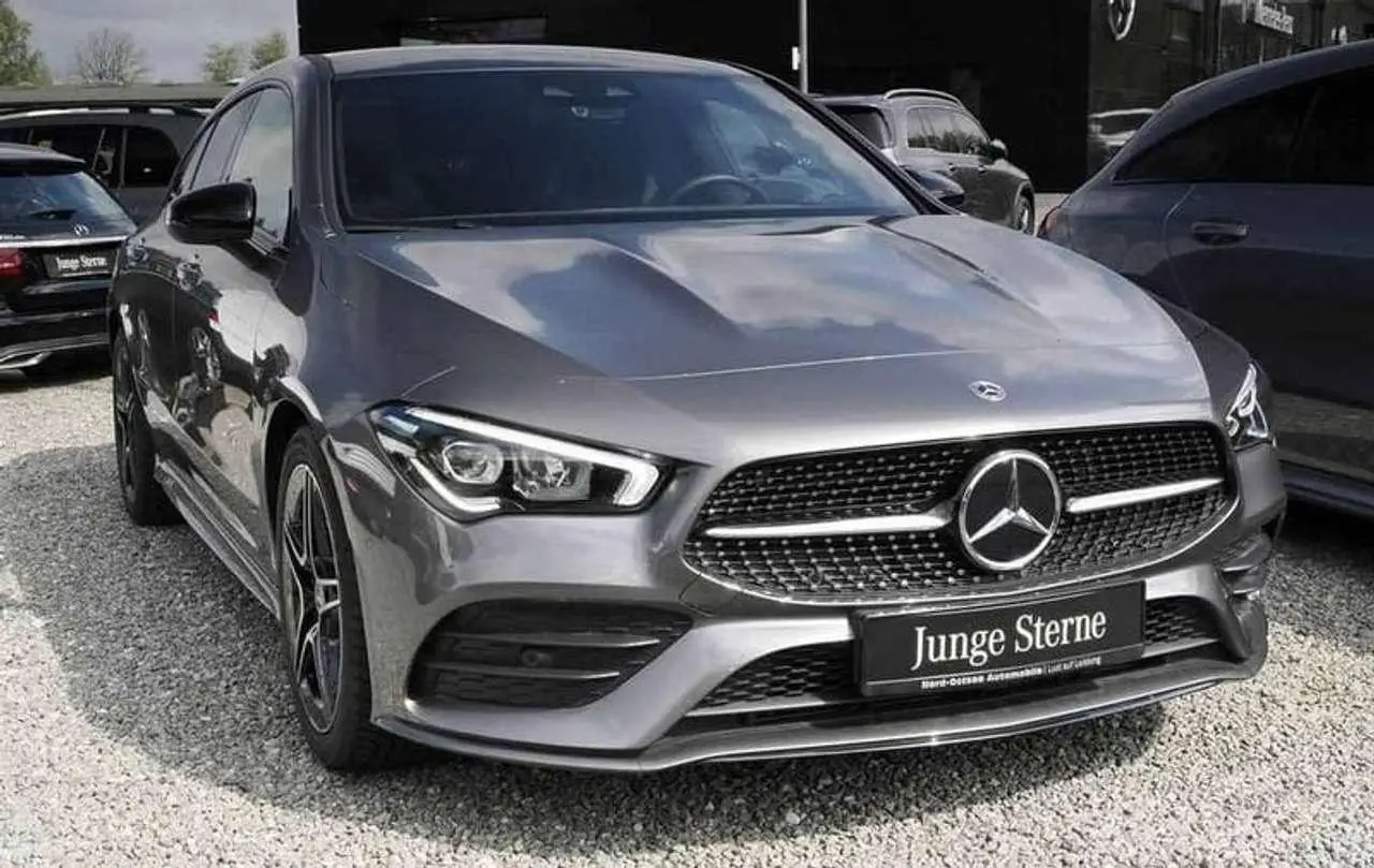 Photo 1 : Mercedes-benz Classe Cla 2023 Essence