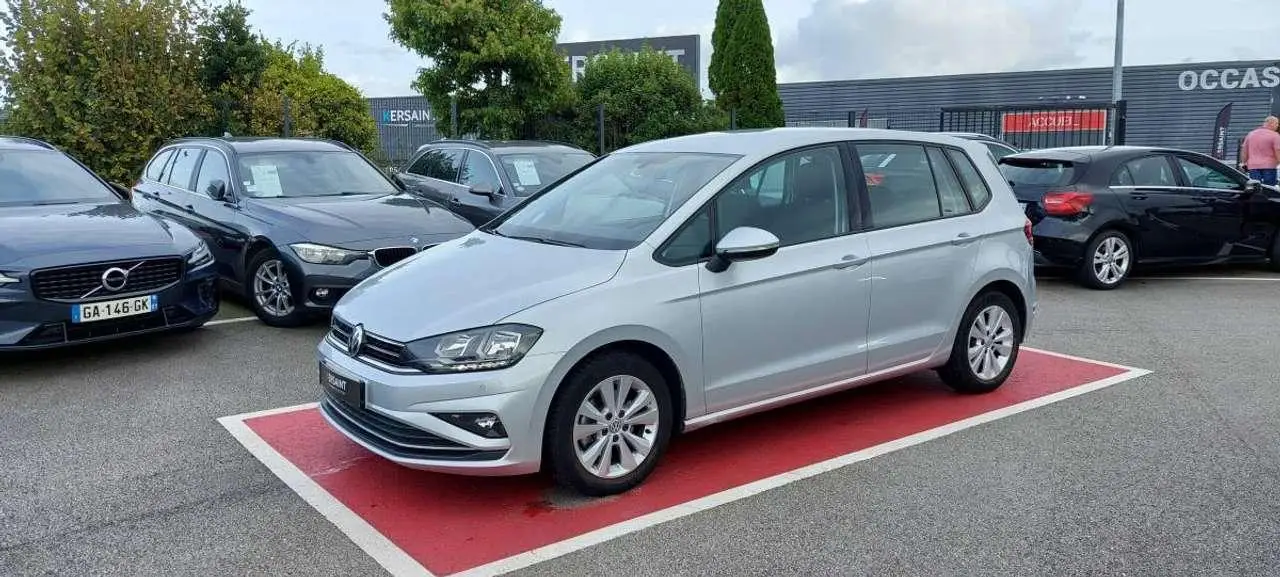 Photo 1 : Volkswagen Golf 2018 Diesel